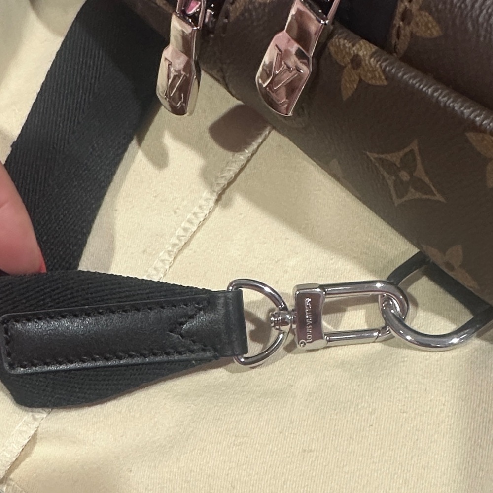 Canvas Monogram Inspired Avenue Sling unisex Bag Never Worn New condition - Picture 12 of 16
